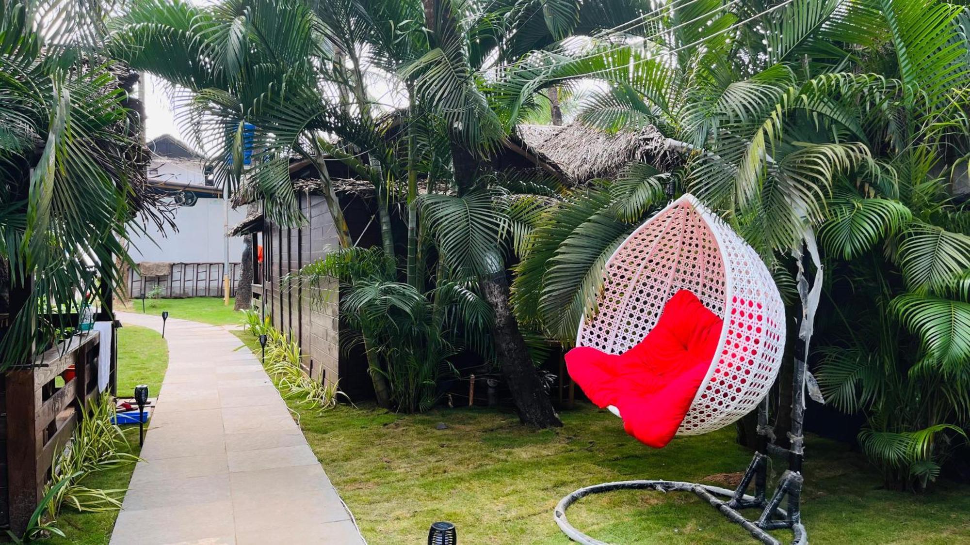 Luxuries Resort